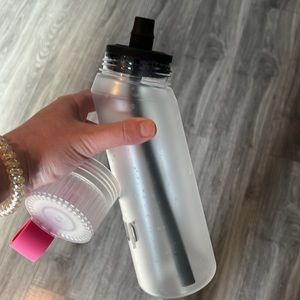 Air up water bottle with pods & pink strap 9 flavor pods peach apple wild berry